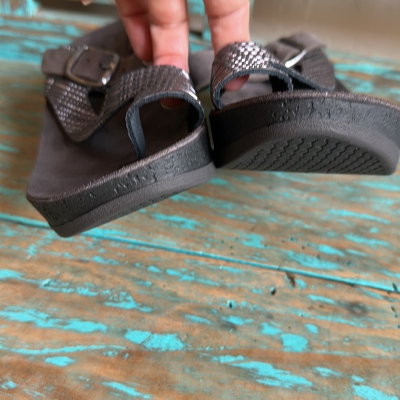 Fantasy Felisa Wedge Comfort Sandal in Black with Toe Strap Size 38 - Picture 11 of 11